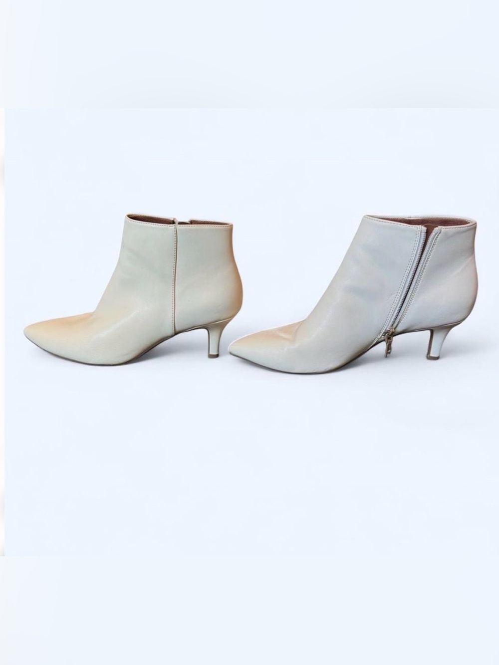 AEROSOLES Pointed-Toe Cream Leather Kitten Heel Ankle Boots
